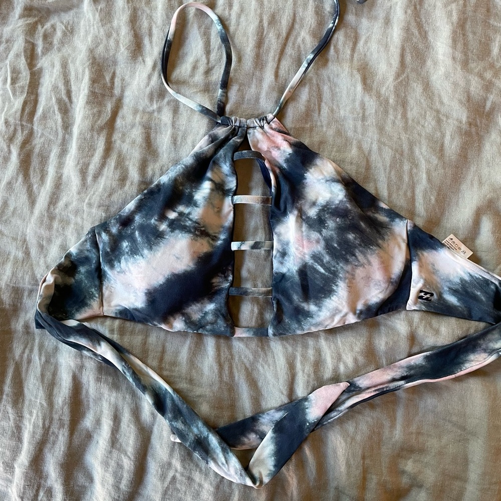 Billabong tie dye ladder cut out bikini top